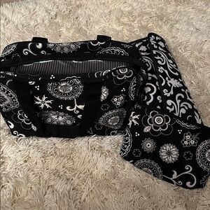 Curling wand white w/glove
31 items Thirty One bundle